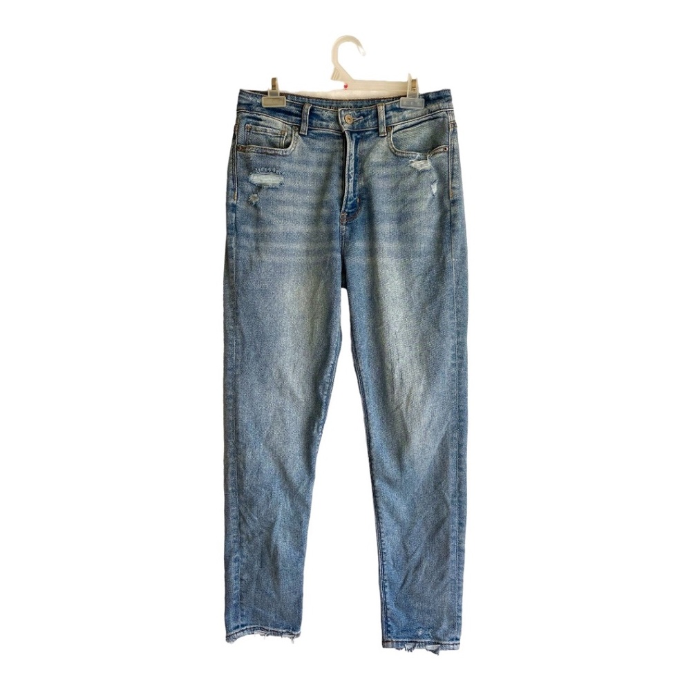 🌹2 for $20🌹American Eagle Outfitters High Rise Straight Leg Blue Jeans. Size 4